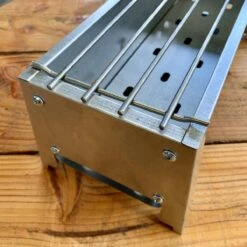 Spiedini Saté-bbq Bali 40 Mini - Kleine, Smalle Houtskoolbarbecue Met Horizontaal Rooster Voor Sate Of Andere Spiesjes - 40 Cm Lang, 11 Cm Breed, 14 Cm Hoog - Ideaal Voor Tuin- Of Open Haard, Of Balkon - Materiaal: Gealuminiseerd Ijzer -Beste Barbecue Grill winkel 1200x1200 4