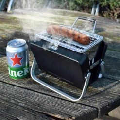 Mikamax Draagbare Mini BBQ - Barbecue - 's Werelds Kleinste Barbecue - Past In Je Broekzak - 18 × 6 × 15,5 Cm - 714 Gram - Mat Zwart -Beste Barbecue Grill winkel 1200x1200 42