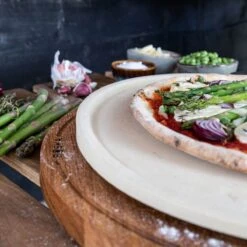 Boska Pizzasteen Deluxe L - Voor Oven & BBQ - Knapperige Pizza's - Ø 35 Cm - BBQ Accessoires -Beste Barbecue Grill winkel 1200x1200 810