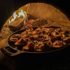 Valhal Outdoor Skillet / Plancha / Koekenpan - Gietijzer - Diameter 35cm, Twee Handvatten, VH35F -Beste Barbecue Grill winkel 1200x1200 828