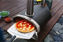 Ooni Fyra 12 Houtpellets Gestookte Pizzaoven -Beste Barbecue Grill winkel 1200x801 3