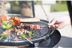 BBGRILL Driepoot Barbecue Zwart 172 Cm BBQ TRIPOD -Beste Barbecue Grill winkel 1200x813