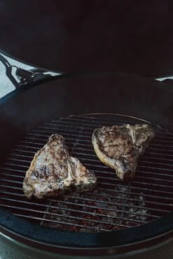 Kamado Vilt | BBQ Vilt | 3 Mm Dik ZWART | Kamado Vervangingsvilt | Hitteseal / Luchtseal BBQ | Geschikt Voor: Big Green Egg, Black Bastard, Kamado Joe, Big Joe & Grill Guru -Beste Barbecue Grill winkel 800x1200