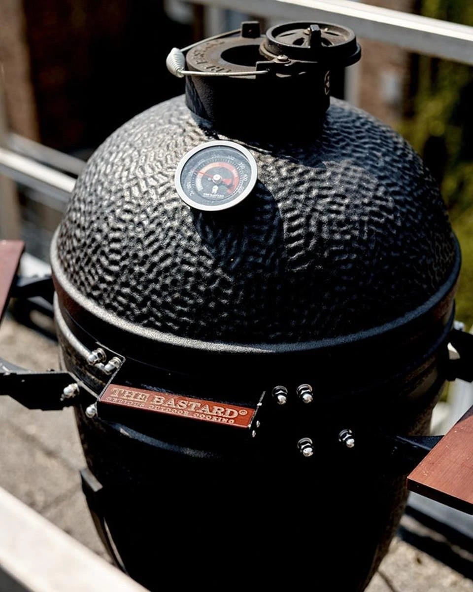 The Bastard Urban Medium - Kamado Barbecue - Kamado BBQ 8 The Bastard Urban Medium - Kamado Barbecue - Kamado BBQ - Afbeelding 8